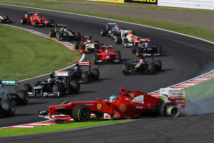 [Imagen: Alonso-Kollision-GP-Japan-2012-19-fotosh...635391.jpg]