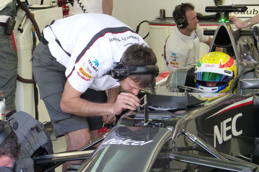Esteban-Gutierrez-Sauber-Formel-1-Test-Bahrain-21-Februar-2014-fotoshowBigImage-79fb8b13-756622