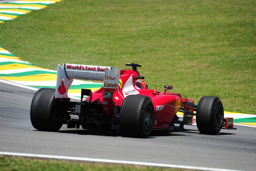 Felipe-Massa-Ferrari-Formel-1-GP-Brasilien-Sao-Paulo-23-November-2012-19-fotoshowImageNew-ce5b82f7-646182.jpg