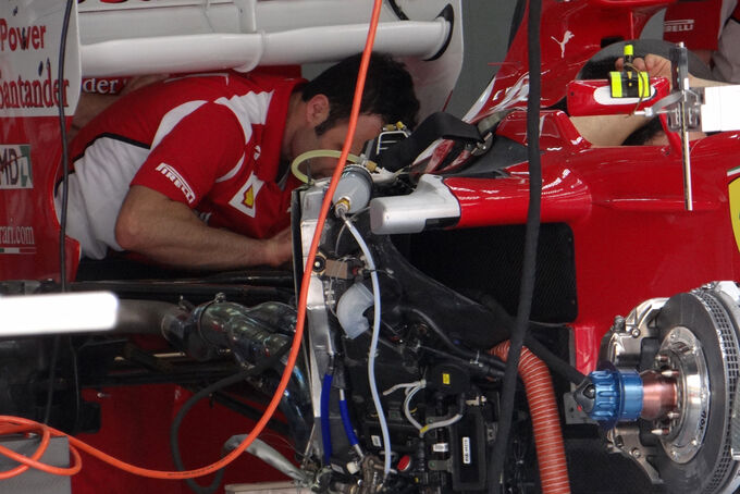 [Imagen: Ferrari-GP-Malaysia-22-Maerz-2012-fotosh...580872.jpg]