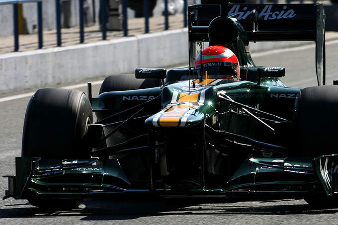 Formel-1-Test-Jerez-10-2-2012-Jarno-Trulli-Caterham-fotoshowImage-c521599d-569527.jpg