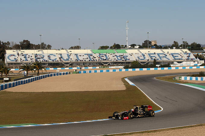 Formel-1-Test-Jerez-8-2-2012-Jenson-Button-McLaren-fotoshowImage-7d097ad3-569176.jpg