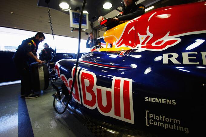 Formel-1-Test-Jerez-9-2-2012-Sebastian-Vettel-Red-Bull-fotoshowImage-cf8e835f-569365.jpg