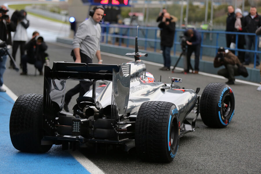 Jenson-Button-McLaren-Formel-1-Test-Jerez-29-Januar-2014-fotoshowBigImage-74c891b7-751455.jpg