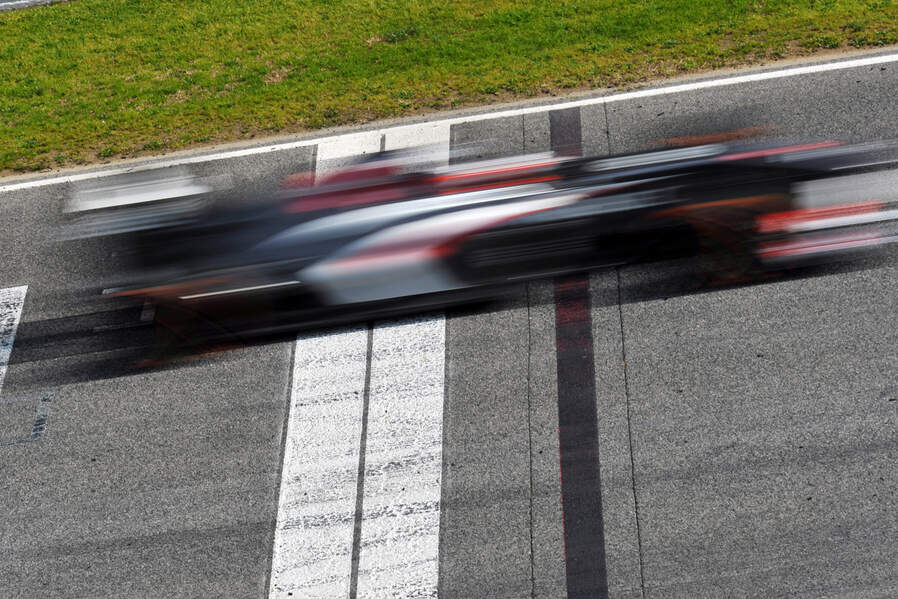 Marussia-Formel-1-Test-Barcelona-3-Maerz-2013-19-fotoshowImageNew-3a08635c-665430.jpg