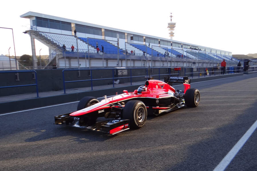 Max-Chilton-Marussia-Formel-1-Test-Jerez-7-Februar-2013-19-fotoshowImageNew-30ec1bd5-659707.jpg