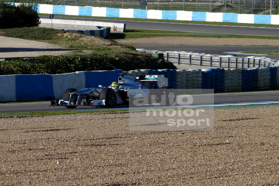 [Imagen: Mercedes-F1-AMG-W04-19-fotoshowImageNew-...658601.jpg]