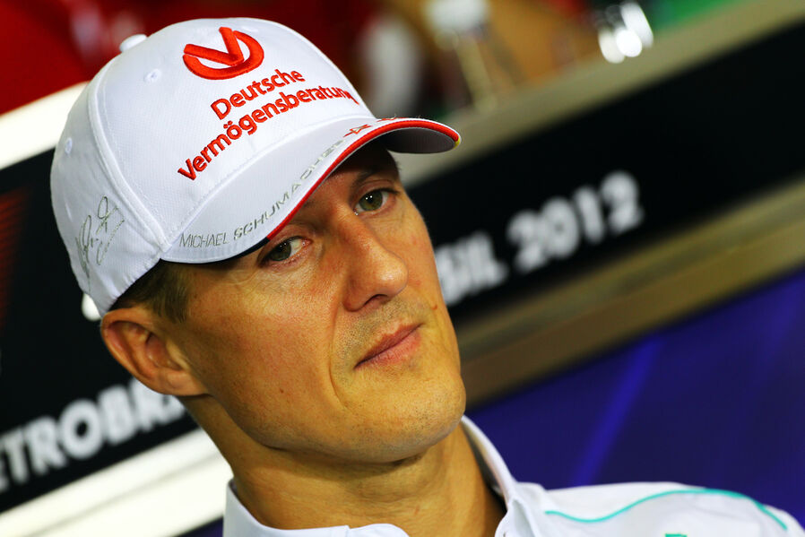 Michael-Schumacher-Formel-1-GP-Brasilien-Sao-Paulo-22-November-2012-19-fotoshowImageNew-7876bc4f-645964.jpg