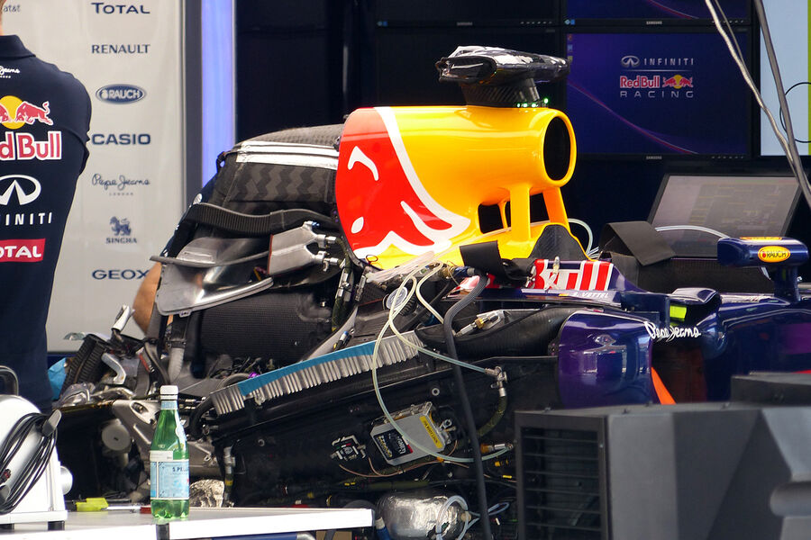 [Imagen: Red-Bull-Formel-1-GP-Malaysia-Sepang-27-...767133.jpg]
