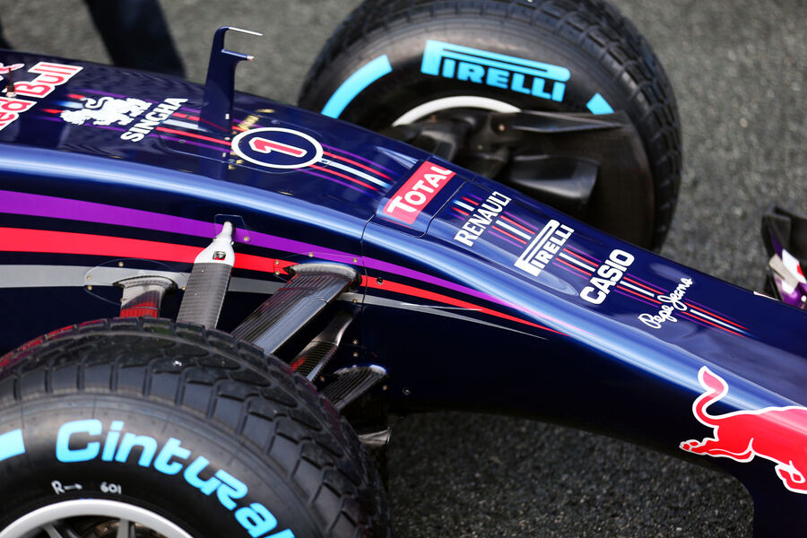 Red-Bull-Formel-1-Test-Jerez-29-Januar-2014-fotoshowBigImage-3a0b8e3c-751623.jpg