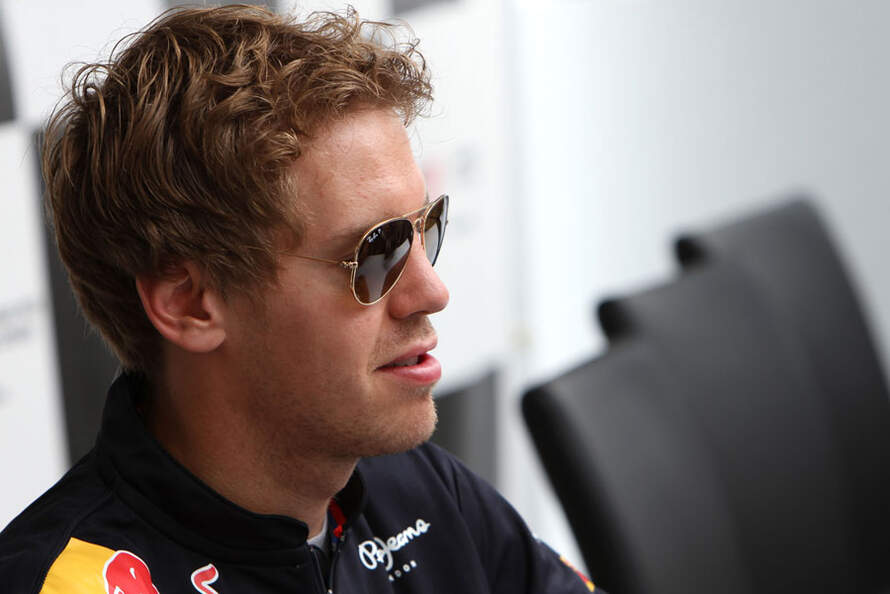 Sebastian-Vettel-GP-Kanada-2011-c890x594-ffffff-C-3e3edab8-504098.jpg