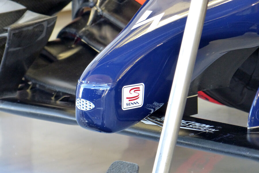 Williams-Formel-1-Bahrain-Test-2-Maerz-2014-fotoshowBigImage-c85b8f29-758958.jpg